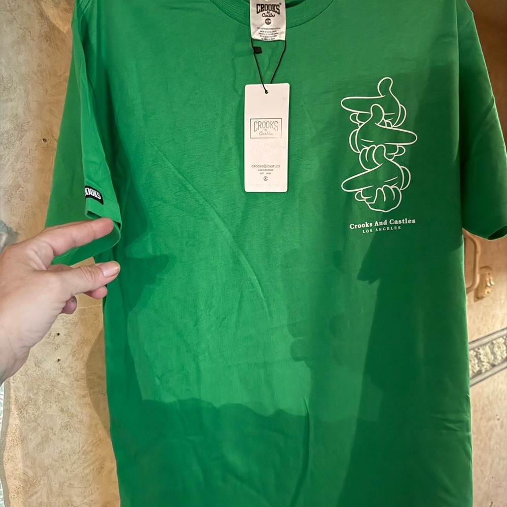 Crooks and Castles Men’s Med T-Shirt